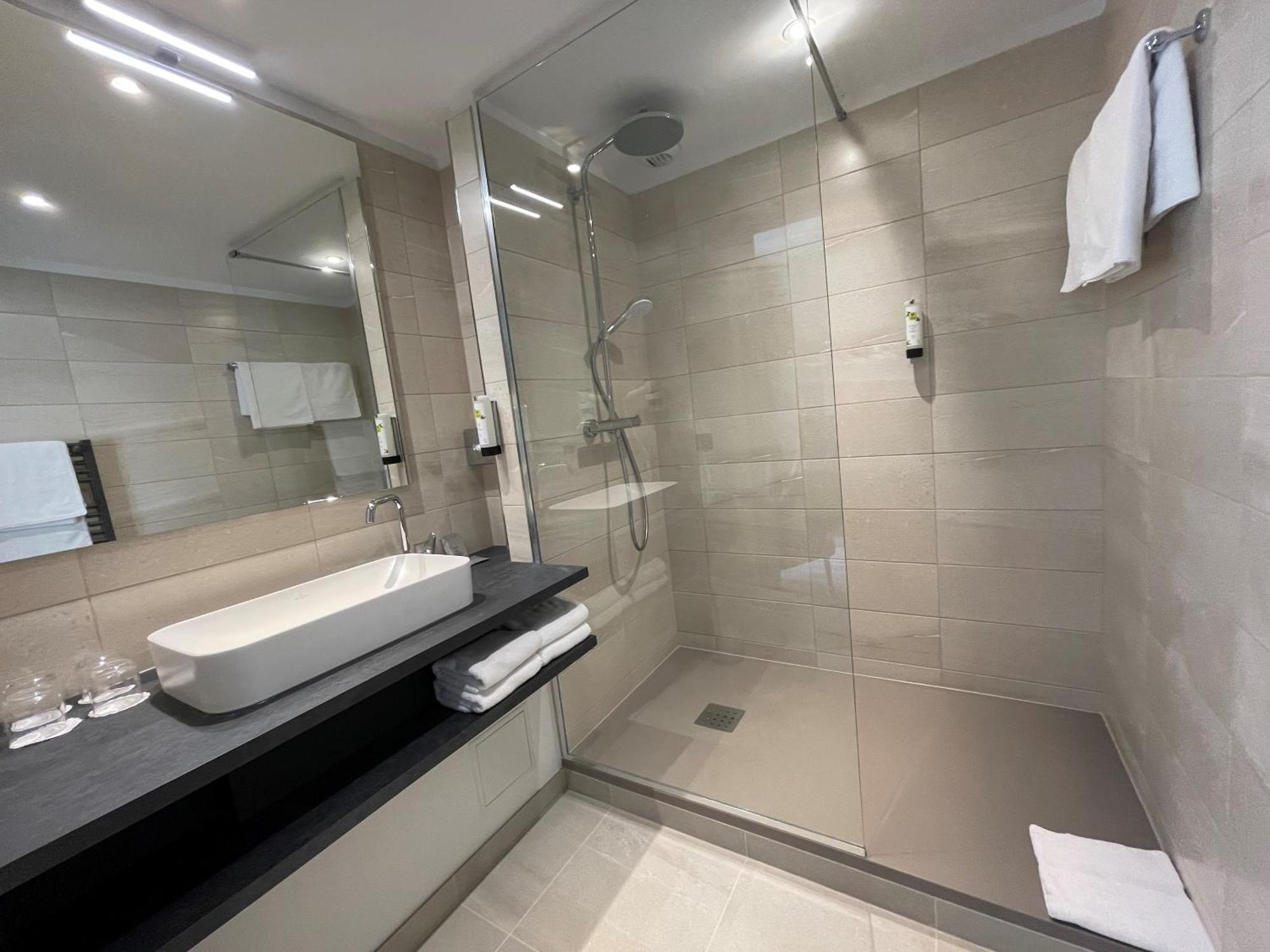 Les Appartements Du Parc - Acces Piscine Et Spa Мюнстер Стая снимка